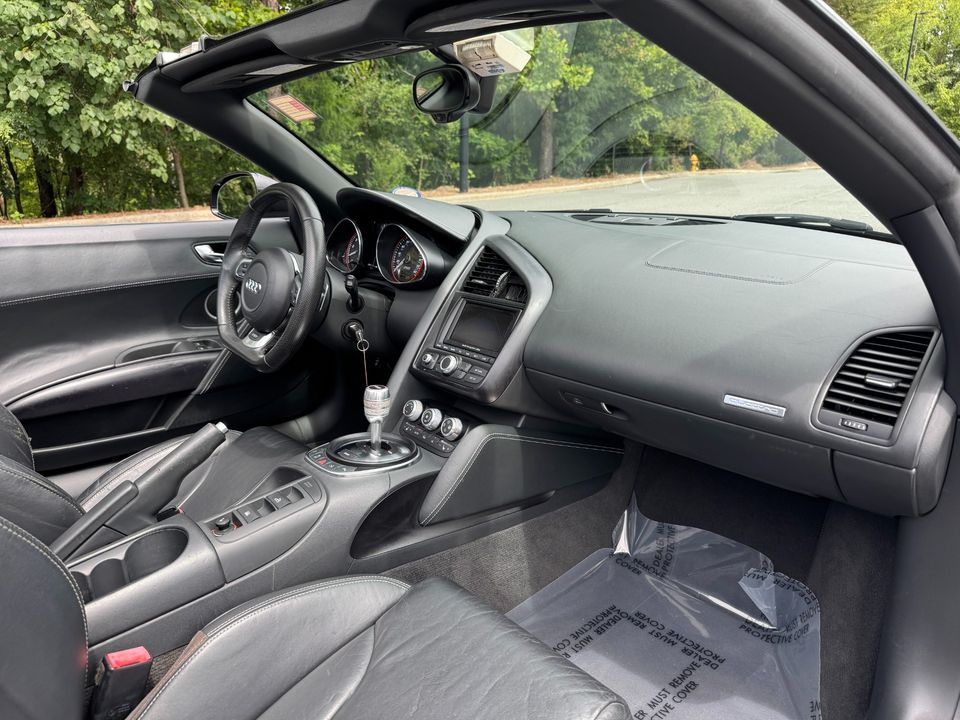2011 Audi R8 Quattro Spyder 5.2L