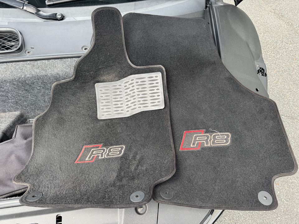 2011 Audi R8 Quattro Spyder 5.2L