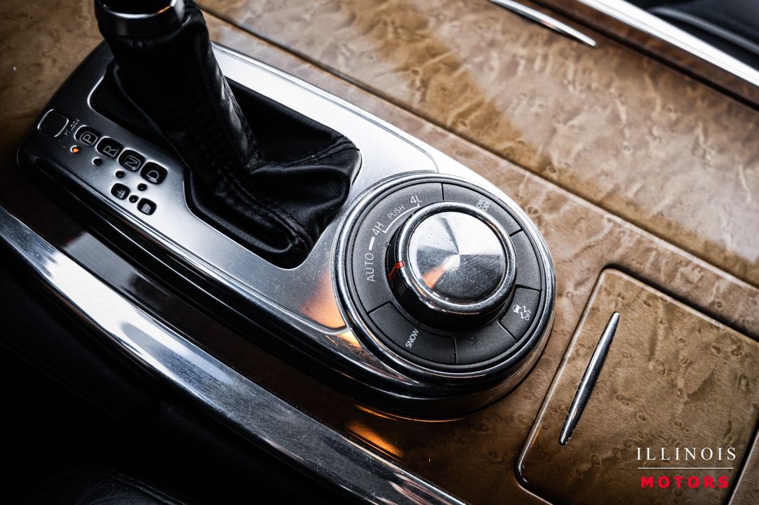 2012 INFINITI QX56