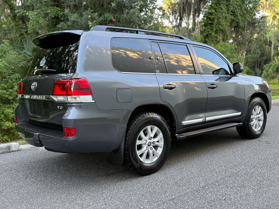 2016 Toyota Land Cruiser 200 EXCELLENT CLEAN CARFAX SOUTHERN