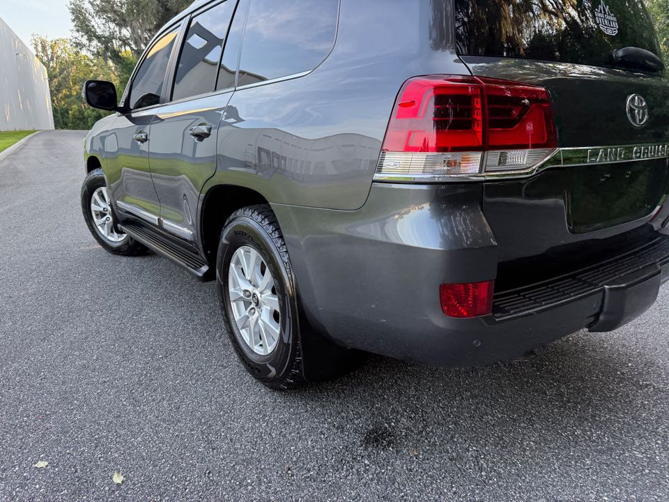 2016 Toyota Land Cruiser 200 EXCELLENT CLEAN CARFAX SOUTHERN