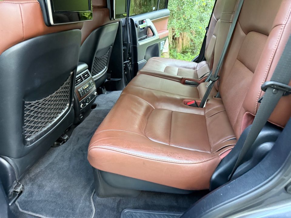 2016 Toyota Land Cruiser 200 EXCELLENT CLEAN CARFAX SOUTHERN