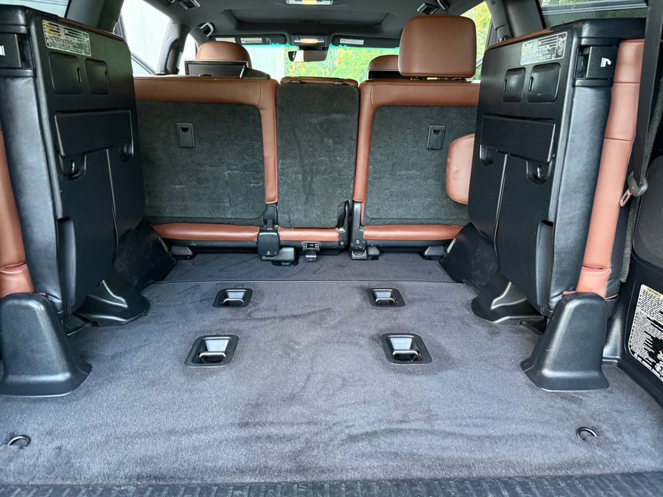 2016 Toyota Land Cruiser 200 EXCELLENT CLEAN CARFAX SOUTHERN