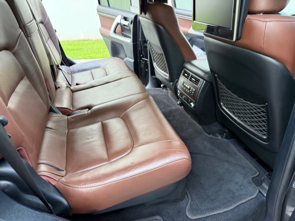 2016 Toyota Land Cruiser 200 EXCELLENT CLEAN CARFAX SOUTHERN