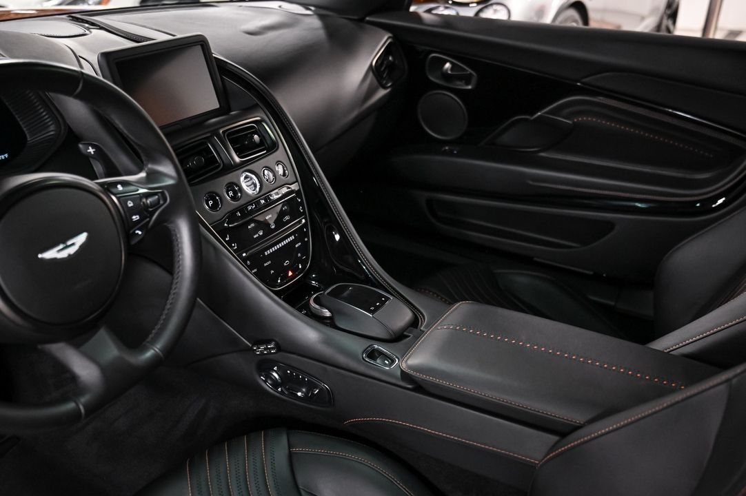 2018 Aston Martin DB11