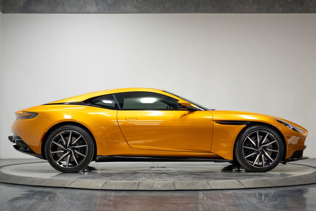 2018 Aston Martin DB11