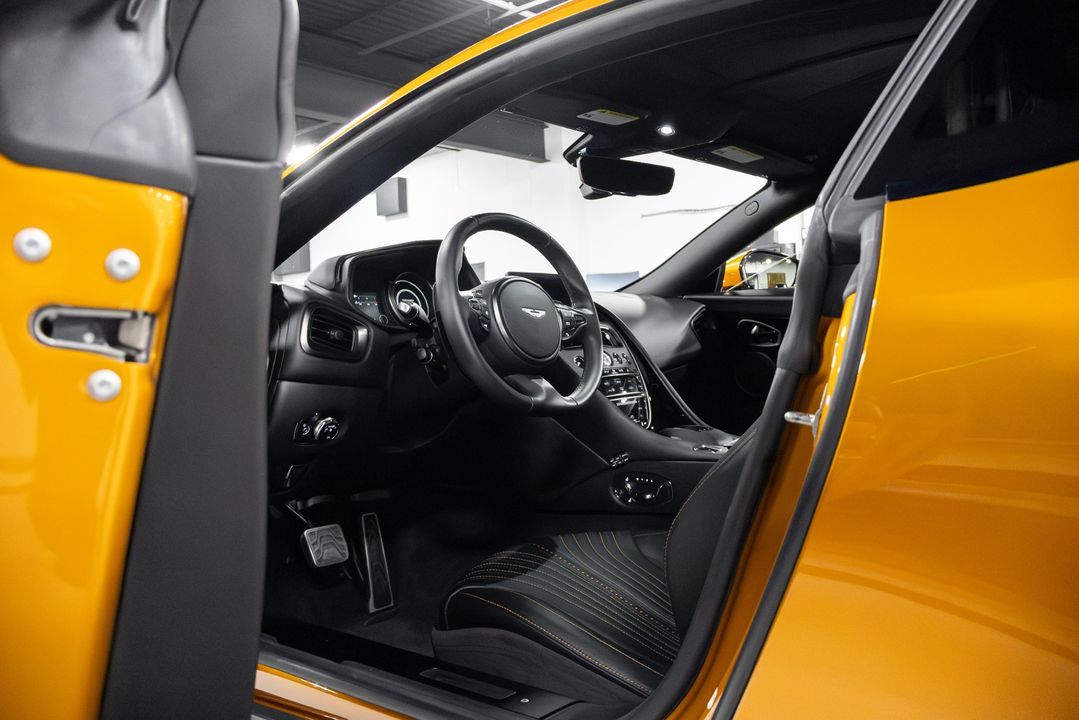 2018 Aston Martin DB11