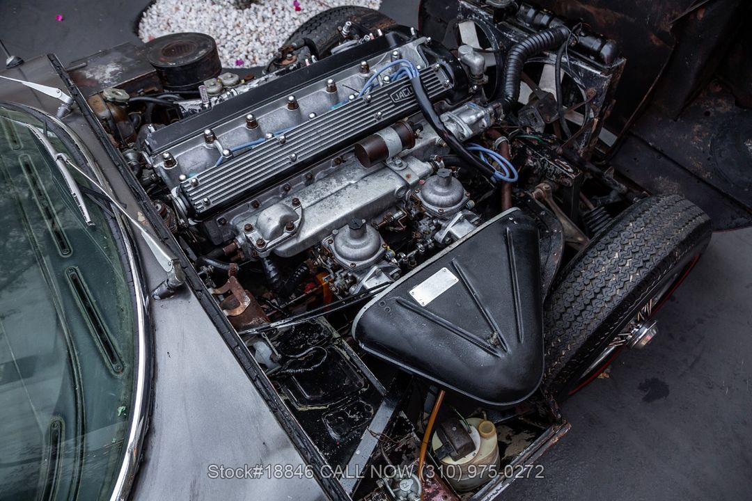1969 Jaguar XKE Series II 2+2