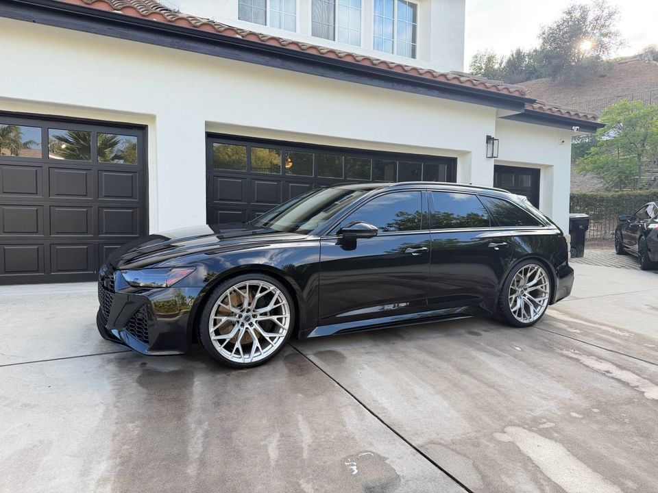 2022 Audi RS 6 Avant