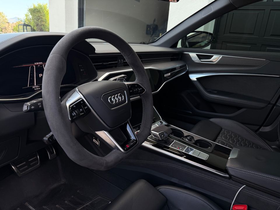 2022 Audi RS 6 Avant