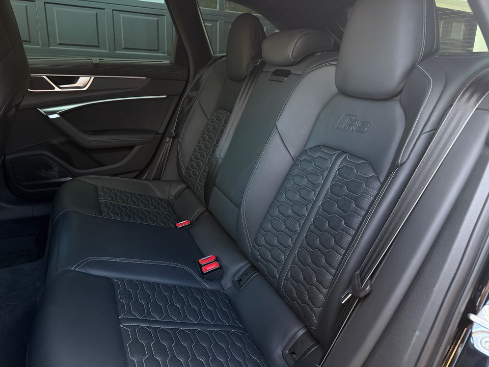 2022 Audi RS 6 Avant
