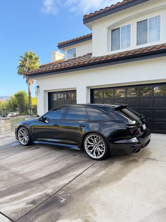 2022 Audi RS 6 Avant