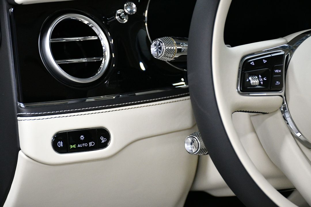 2024 Bentley Flying Spur