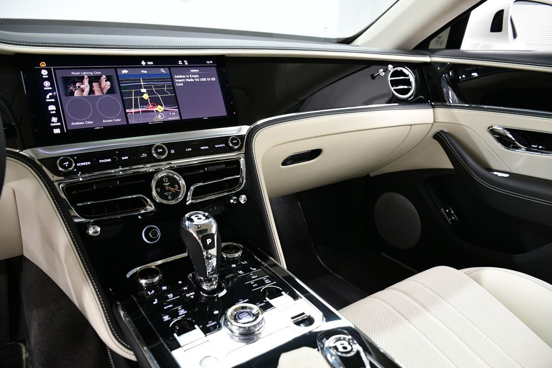 2024 Bentley Flying Spur