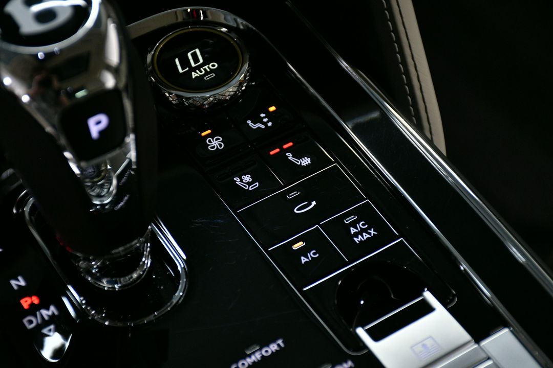 2024 Bentley Flying Spur