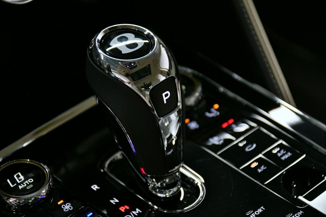 2024 Bentley Flying Spur