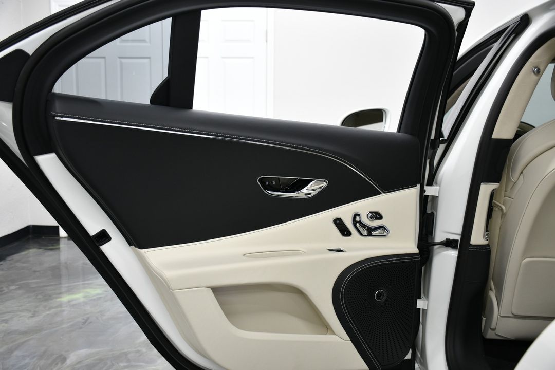2024 Bentley Flying Spur