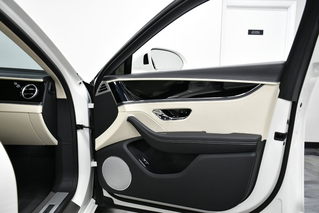 2024 Bentley Flying Spur