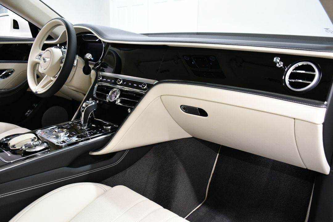 2024 Bentley Flying Spur