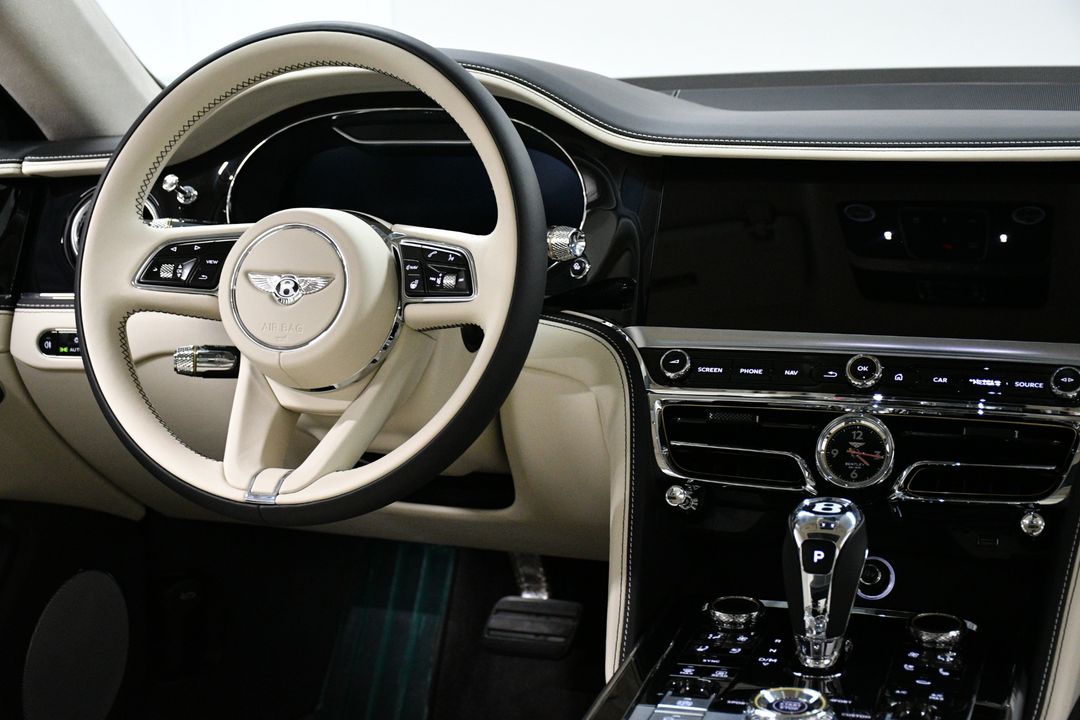 2024 Bentley Flying Spur