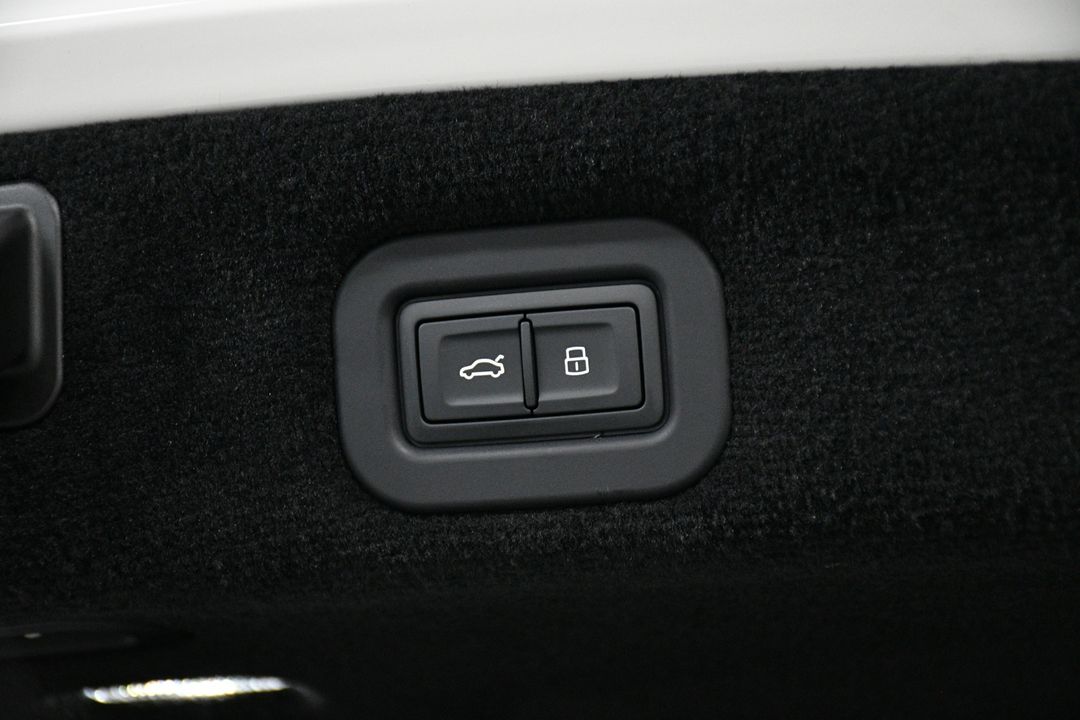 2024 Bentley Flying Spur