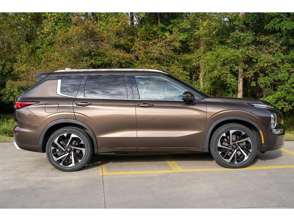 2022 Mitsubishi Outlander