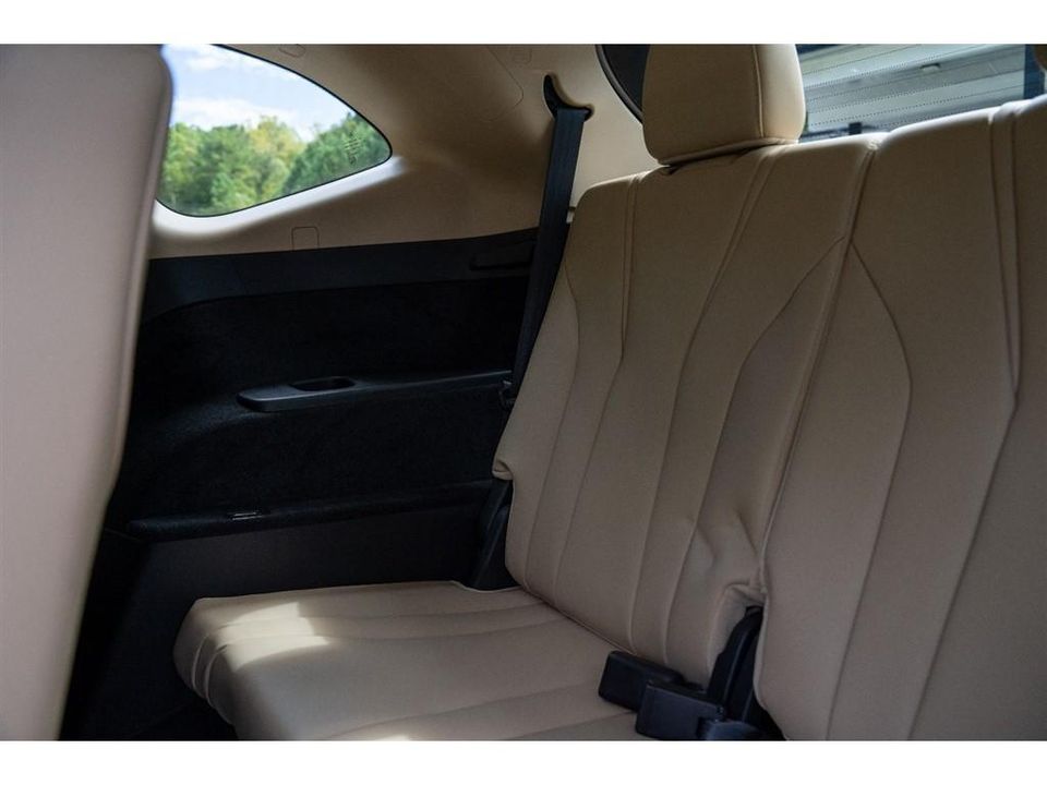 2022 Acura MDX