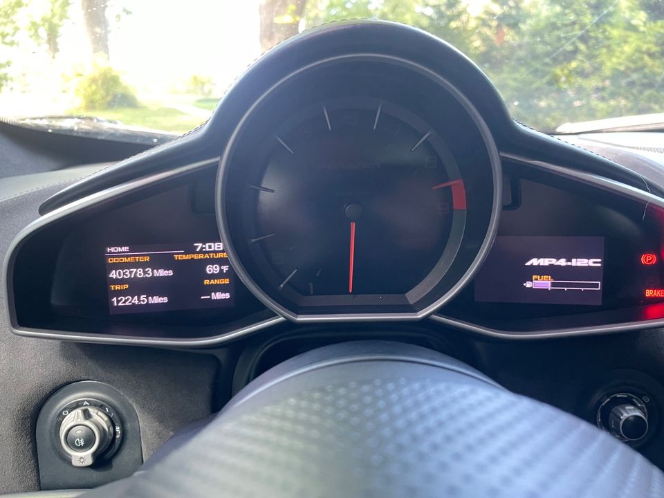 2012 McLaren MP4-12C