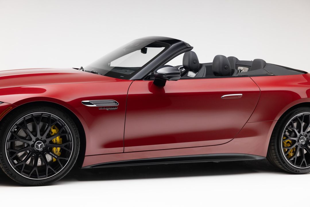 2022 Mercedes-Benz SL 63 AMG