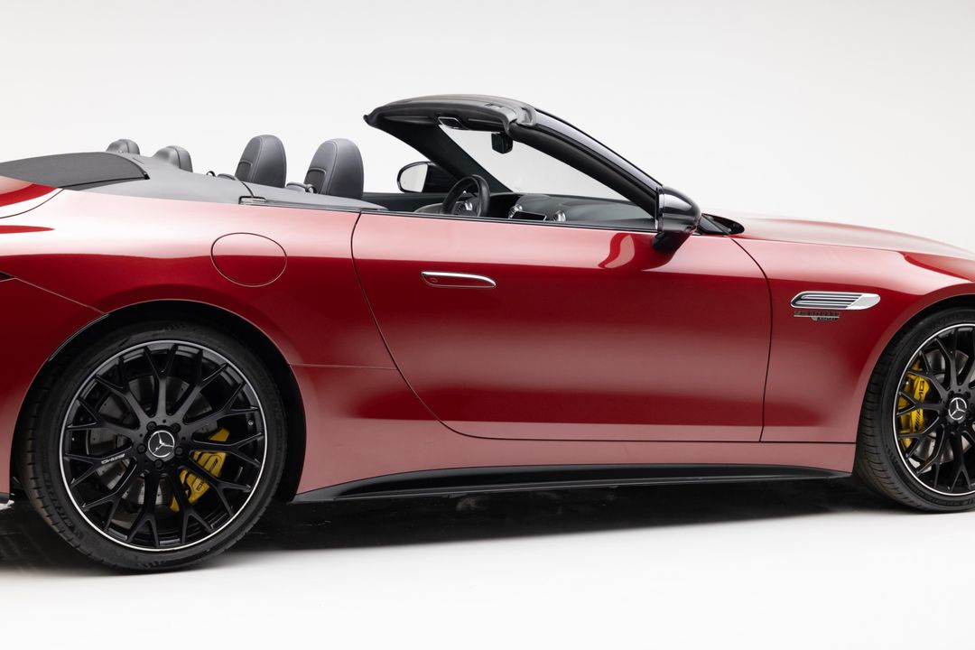 2022 Mercedes-Benz SL 63 AMG