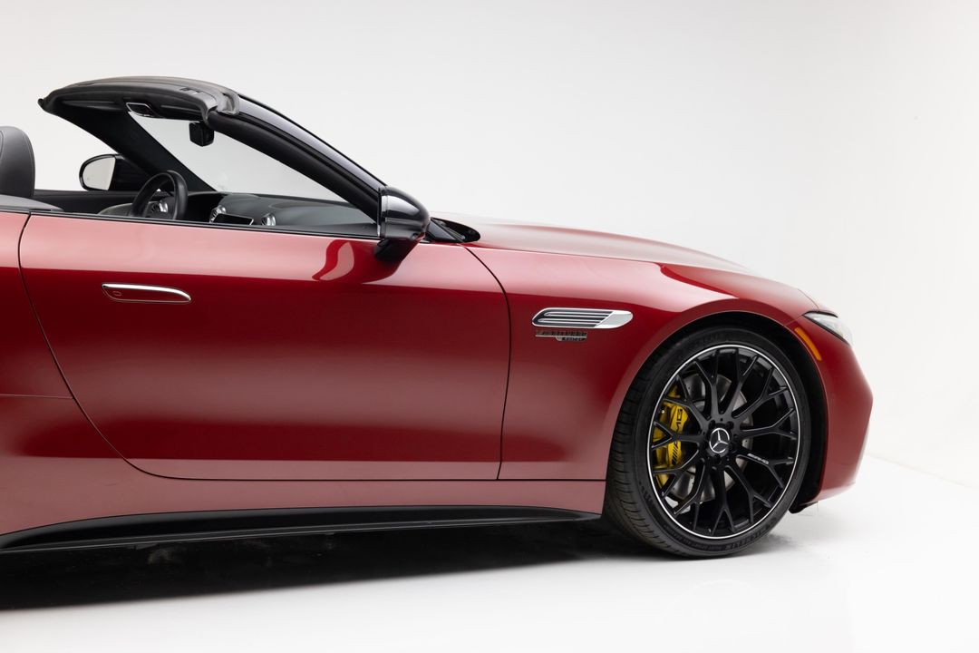 2022 Mercedes-Benz SL 63 AMG