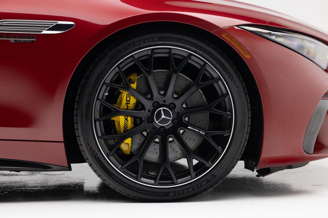 2022 Mercedes-Benz SL 63 AMG