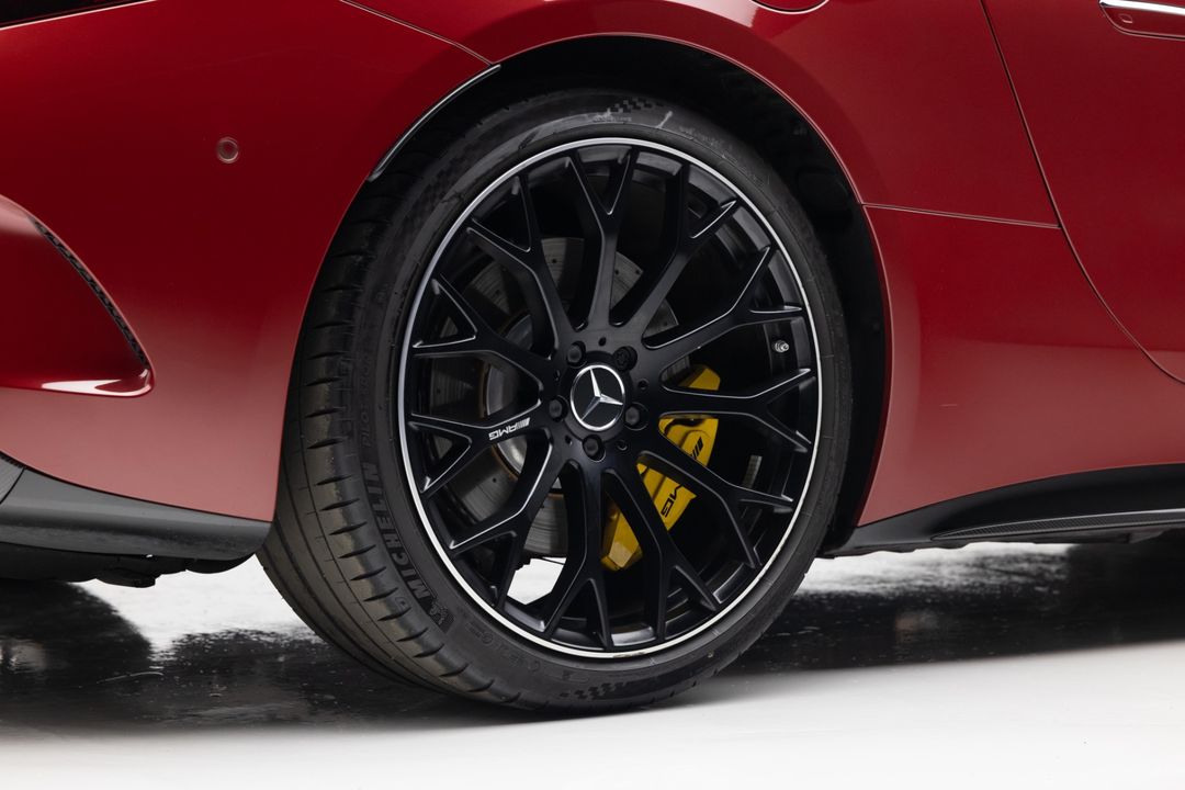 2022 Mercedes-Benz SL 63 AMG