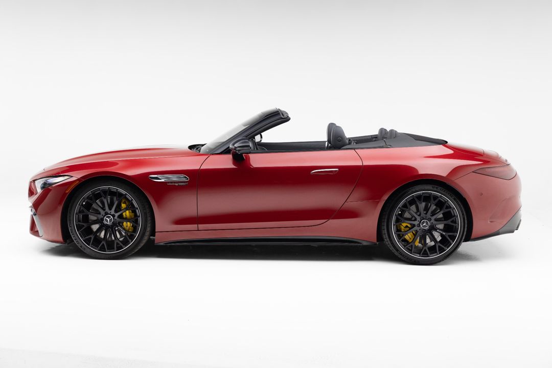 2022 Mercedes-Benz SL 63 AMG