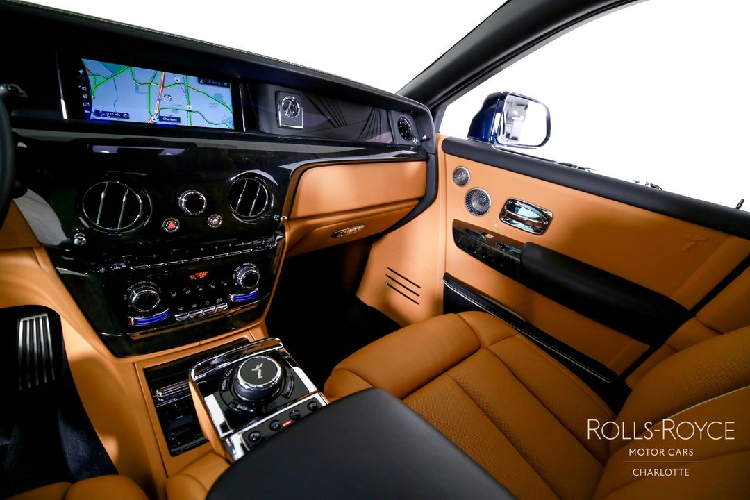 2020 Rolls-Royce Phantom
