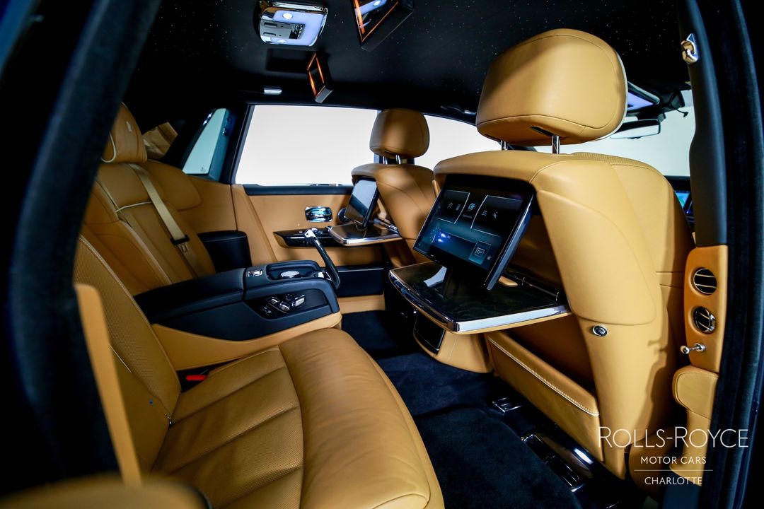 2020 Rolls-Royce Phantom