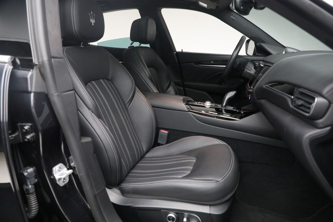 2022 Maserati Levante