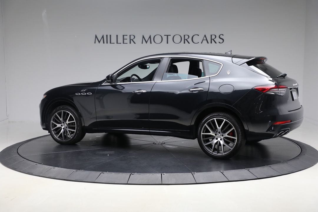 2022 Maserati Levante