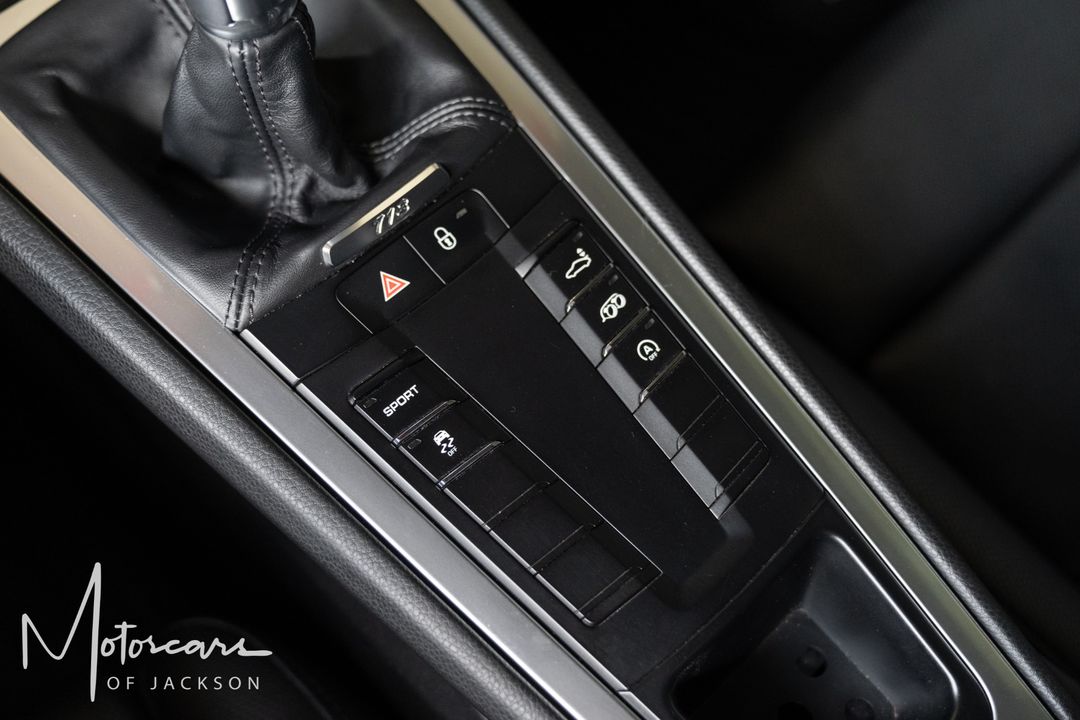 2018 Porsche 718 Cayman