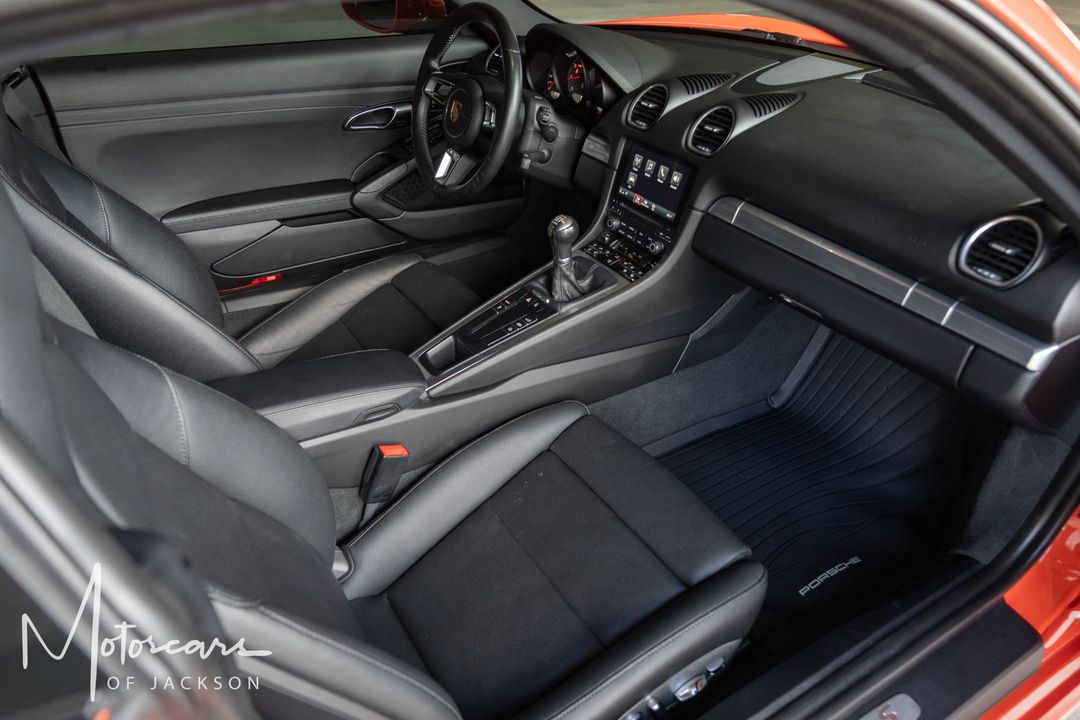 2018 Porsche 718 Cayman