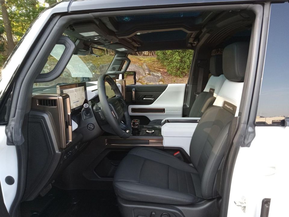 2022 GMC Hummer EV