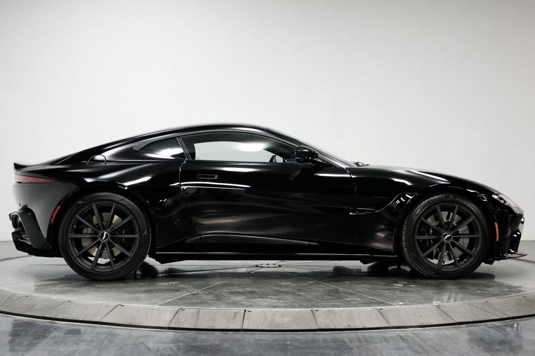 2019 Aston Martin Vantage
