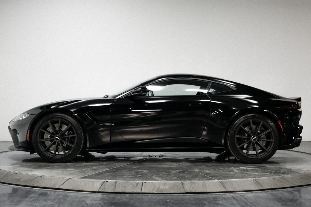 2019 Aston Martin Vantage