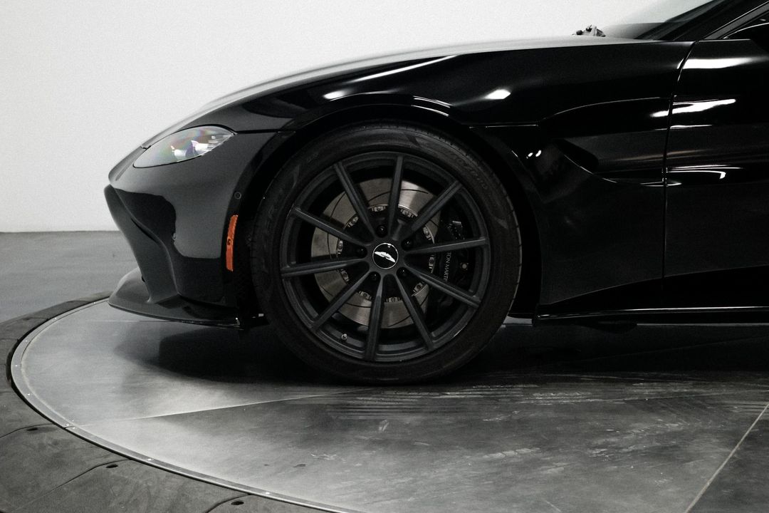 2019 Aston Martin Vantage