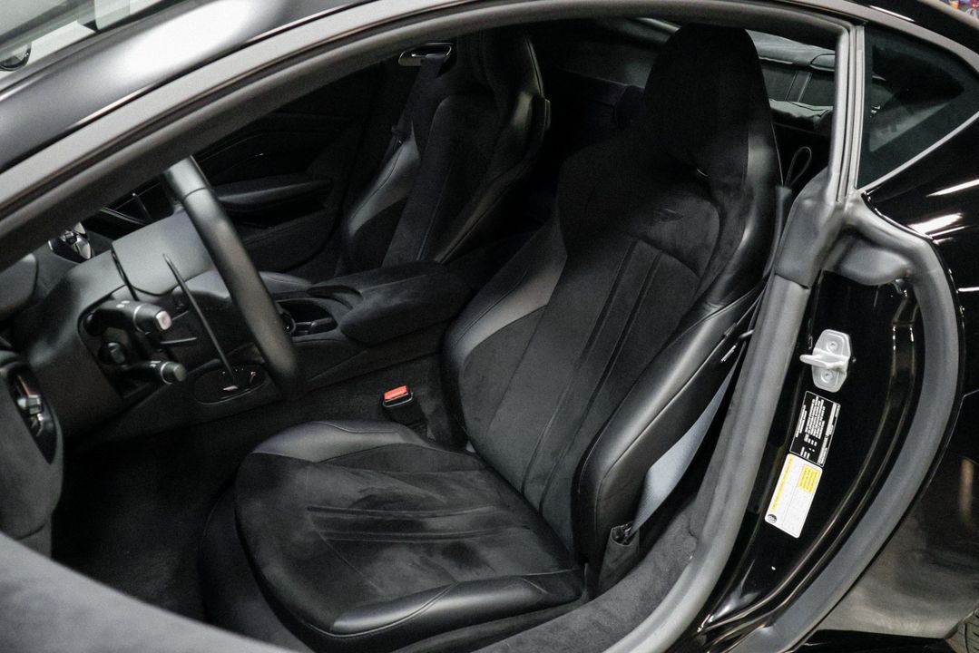 2019 Aston Martin Vantage
