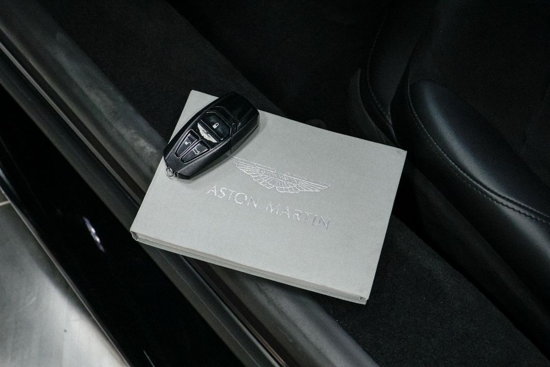 2019 Aston Martin Vantage