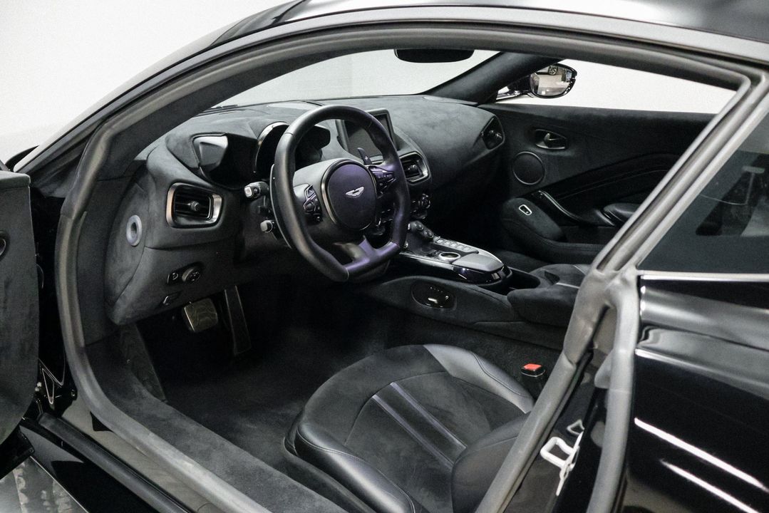 2019 Aston Martin Vantage