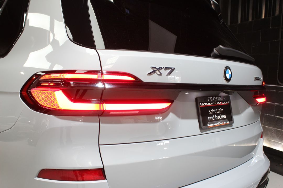 2024 BMW X7