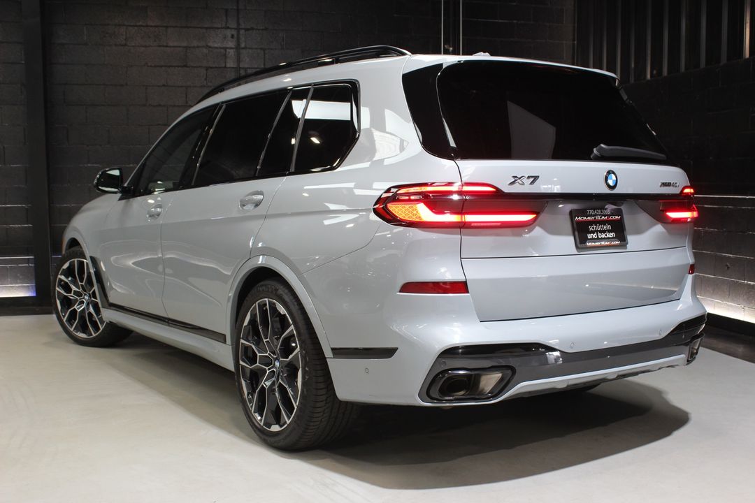 2024 BMW X7