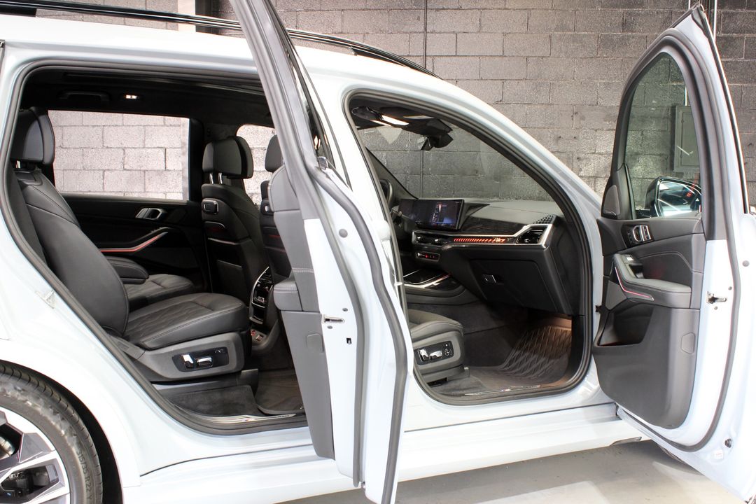 2024 BMW X7